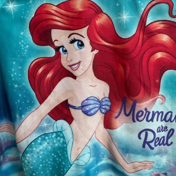 NWOT Disney Princess 3T Ariel Mermaid Swim Rashguard Short Sleeve BathingsuitTop - Picture 3 of 8